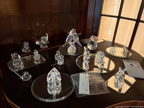Crystal Miniature Figurines B (1 of 9)