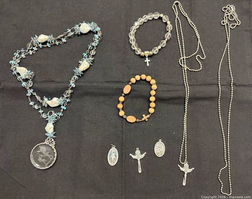 Lot of Religious Jewelry — Crosses, Medals & Pendants (Approx. 8) (1 of 19)