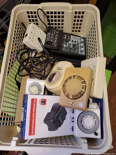 Timers, Behringer XENYX502 Sound Mixer B (1 of 4)