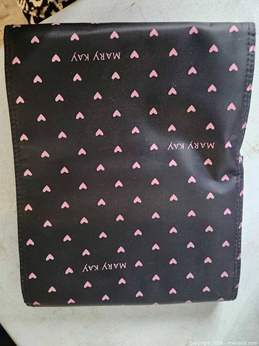 Mary Kay Travel Roll-Up Makeup Bag Hanging Toiletry Organizer (1 of 4)