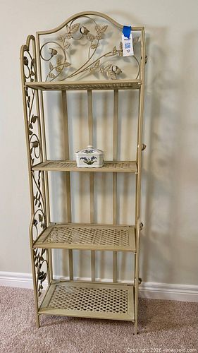 Lot #12 (1 of 18)