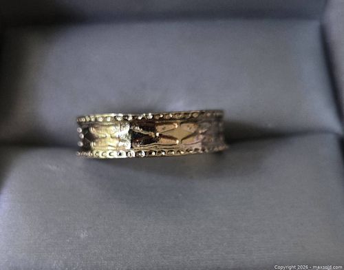 Fashion Ring (1 of 2)