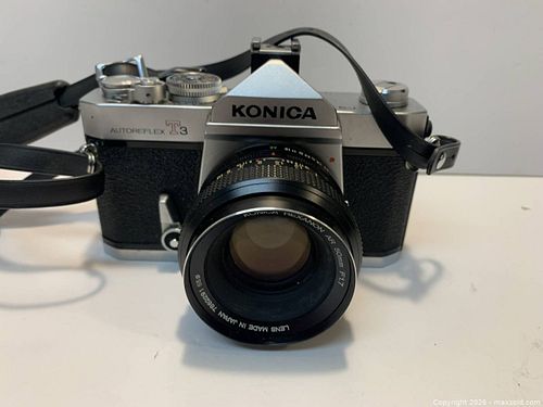 Konica Autoreflex T3 35mm SLR with Hexanon AR 50mm f/1.7 (1 of 8)