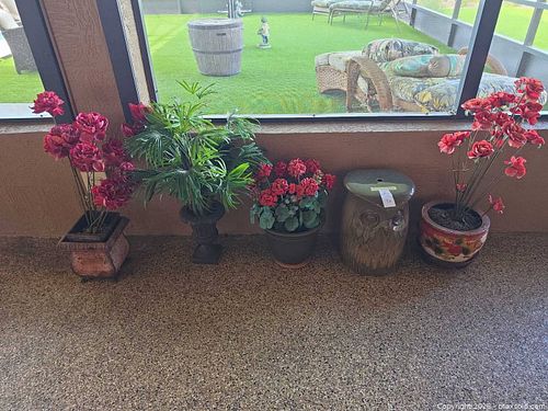 Lot of 5 Mixed Ceramic & Plastic Planters with Silk Plants (1 of 8)