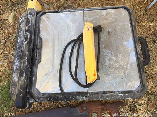 Lot #0032 (1 of 6)