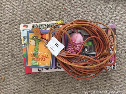Lot #0068 (1 of 7)