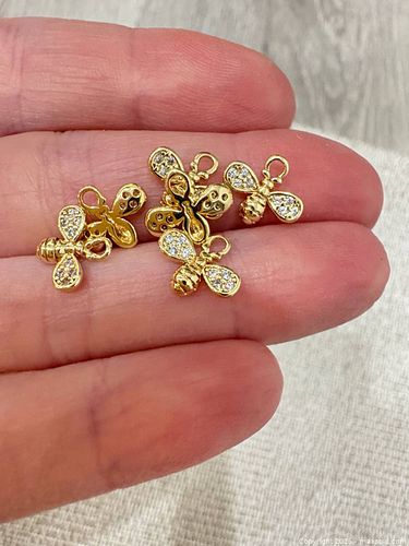 Lot #23 (1 of 4)