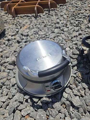 Small appliance lot  (1 of 9)