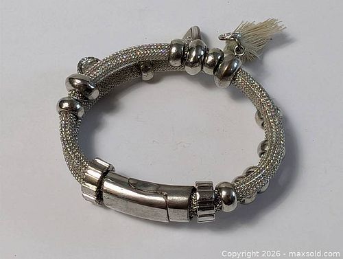 Bengal Bracelet Woven Design  (1 of 16)