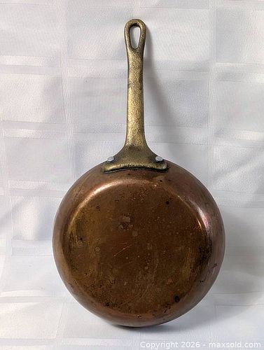 Copper Pan with brass handel (1 of 11)