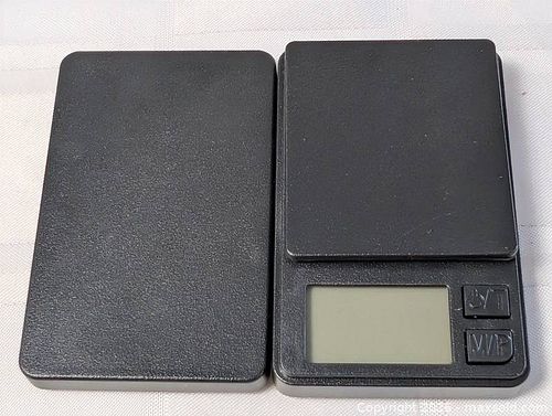DIGITAL Weigh scale New 1000g weight (1 of 8)