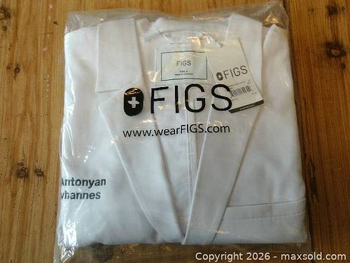 Lot #40 (1 of 4)