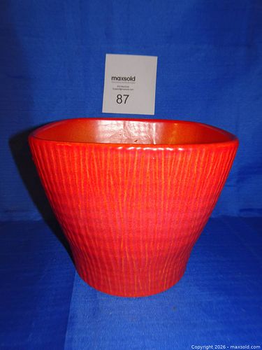 Lot #87 (1 of 8)