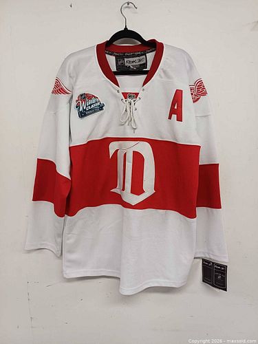 Lot #68 (1 of 6)