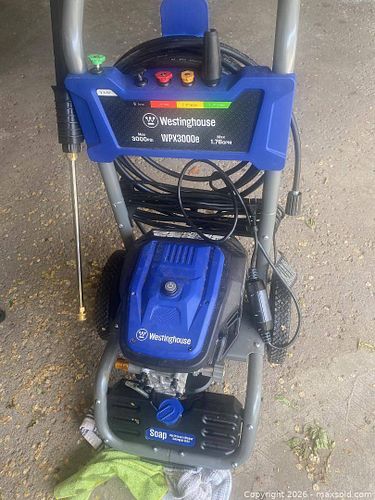 Lot #21 (1 of 4)