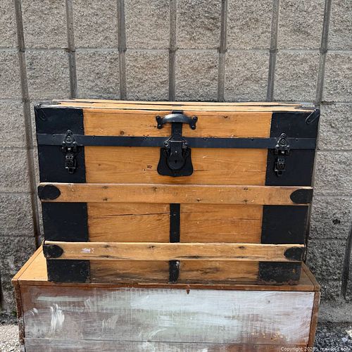 Lot #46 (1 of 9)