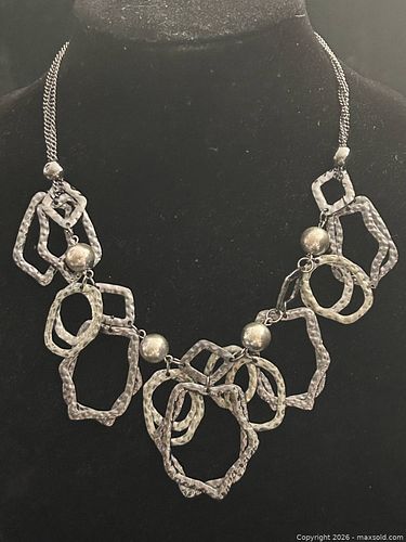 Lot #32 (1 of 4)