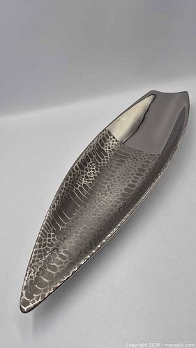 Long Silver Tone Centerpiece (1 of 8)