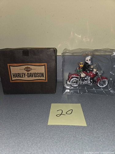 Lot #20 (1 of 4)
