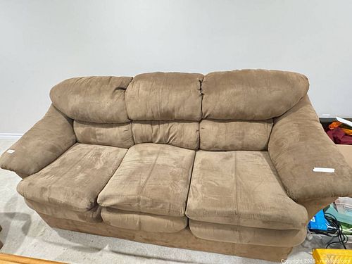 Couch micro fiber  (1 of 8)