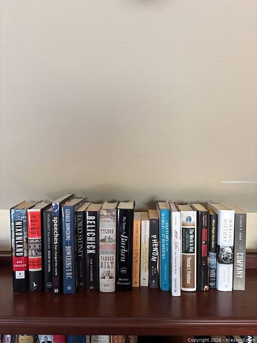 Lot #220 (1 of 9)