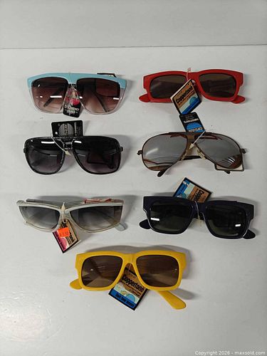 Vintage 90's OPTI COPPERTONE SUNGLASSES UV 7 pairs new old stock  (1 of 8)