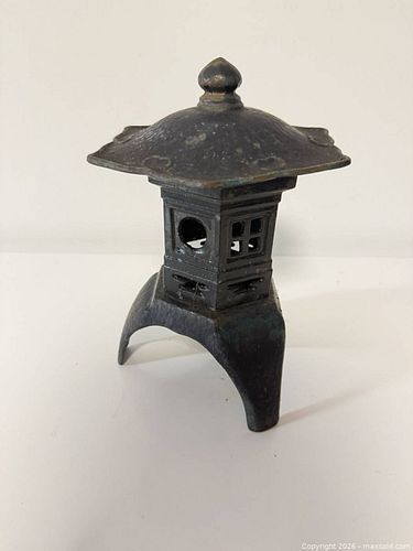 Lot #15 (1 of 3)