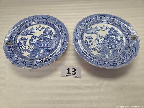 Antique Blue Willow Warming Plates (1 of 9)