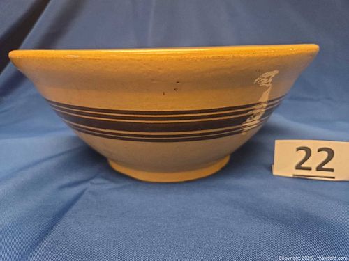 Yellow Ware Vintage Pottery Bowl with 5 Stripes (1 of 7)