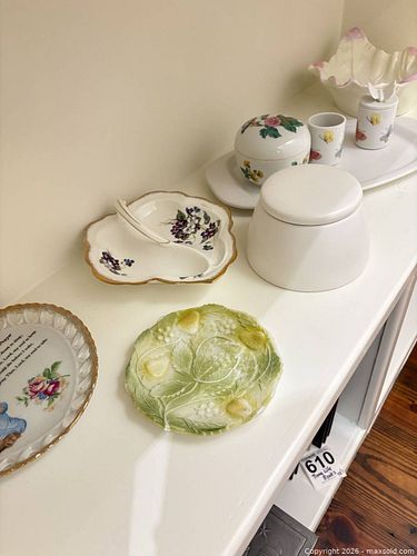 Assorted Small Porcelain Decorative Trinket Plates, Floral (1 of 10)