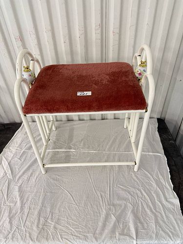 Lot #21 (1 of 8)