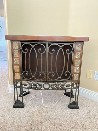Lot #30 (1 of 8)