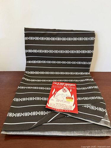 Lot #25 (1 of 3)