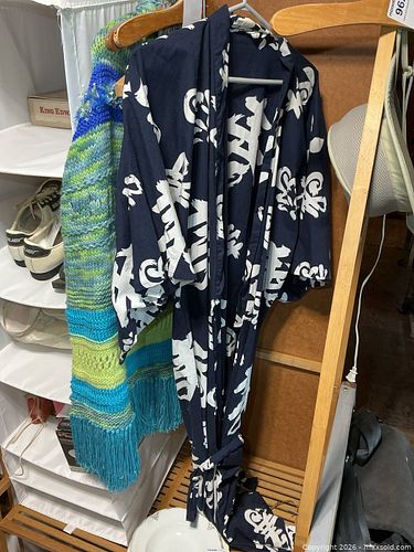 Robe And Shawl A (1 of 10)