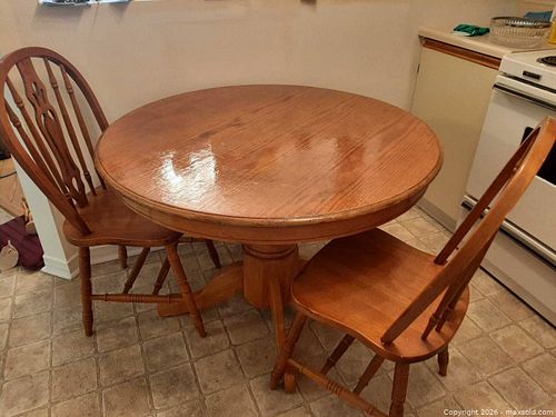 Pine Kitchen Table and Chairs (2) (1 of 5)