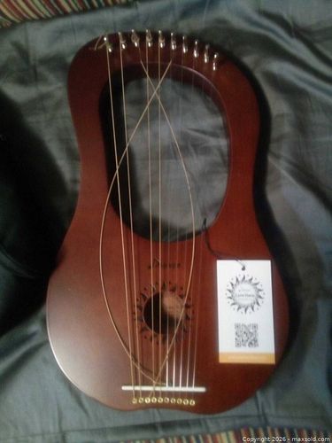 Donner DLH-002 10-String Lyre Harp - Brown (1 of 6)