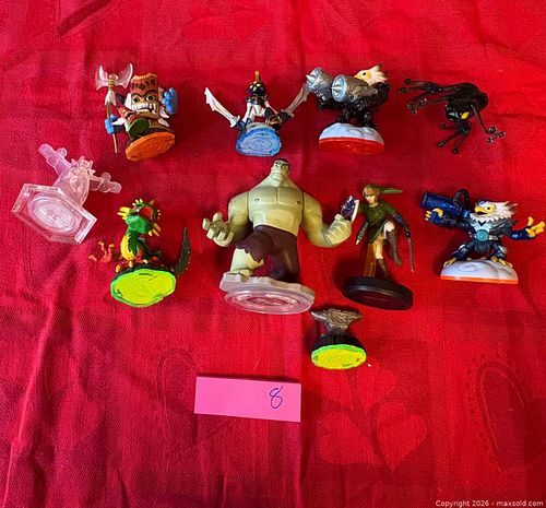 Lot #8 (1 of 4)