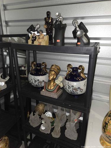 Mixed Ceramic and Resin Decorative Figurines, Vases & Bust (1 of 4)