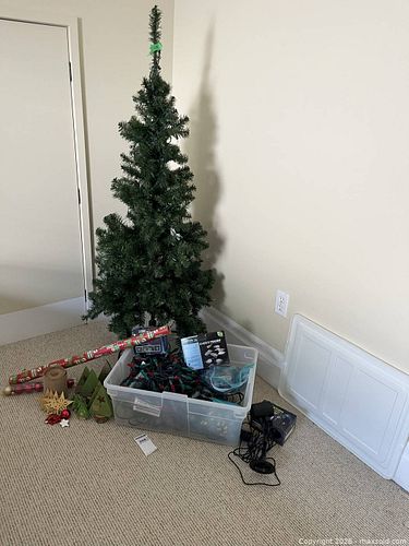 Lot #208 (1 of 7)