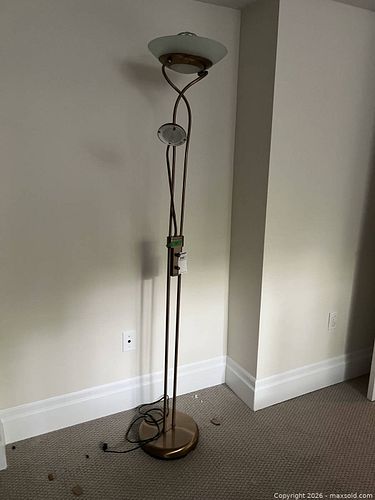 Lot #200 (1 of 8)