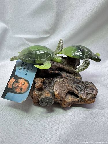 Lot #29 (1 of 8)