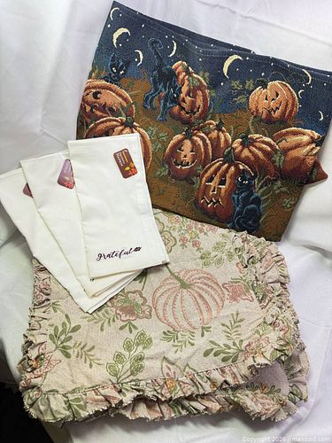 Lot #25 (1 of 6)