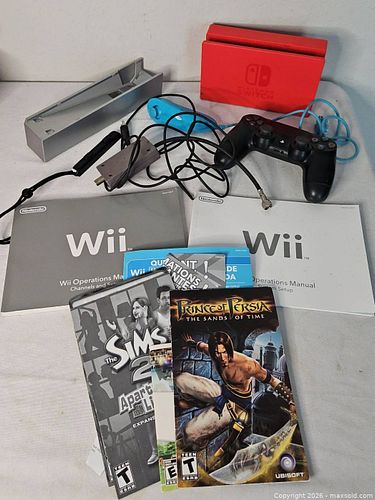 Lot Of Video Game Accessories & Manuals (1 of 7)