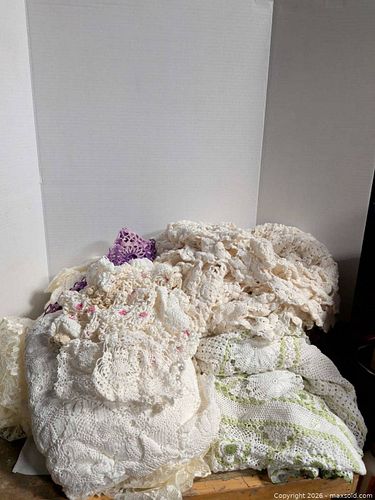 Groups of linens  (1 of 4)