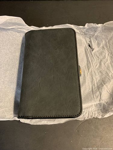 IPhone Case - Brand new (Lot E) (1 of 5)