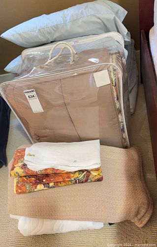 Bed Linen (1 of 7)
