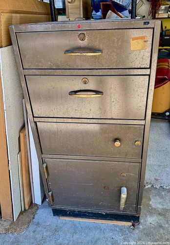 Lot #62 (1 of 6)