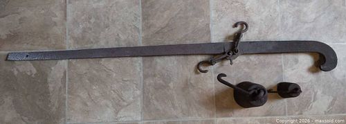 Antique cotton scale (1 of 4)