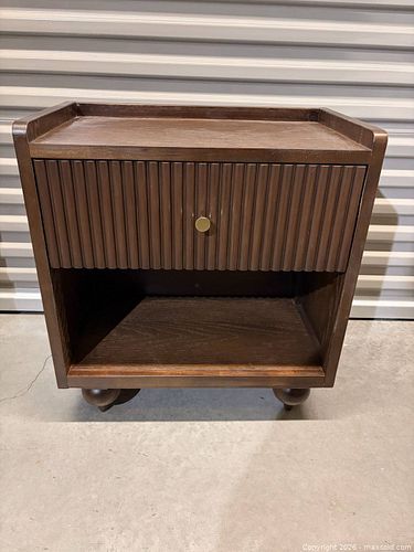 Mid-Century Modern Brown Veneer Nightstand with Drawer (1 of 5)