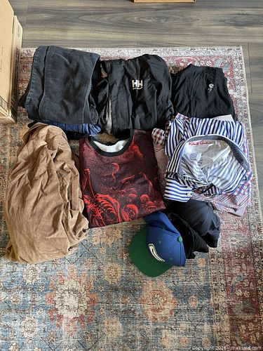 Men’s clothing lot  (1 of 6)